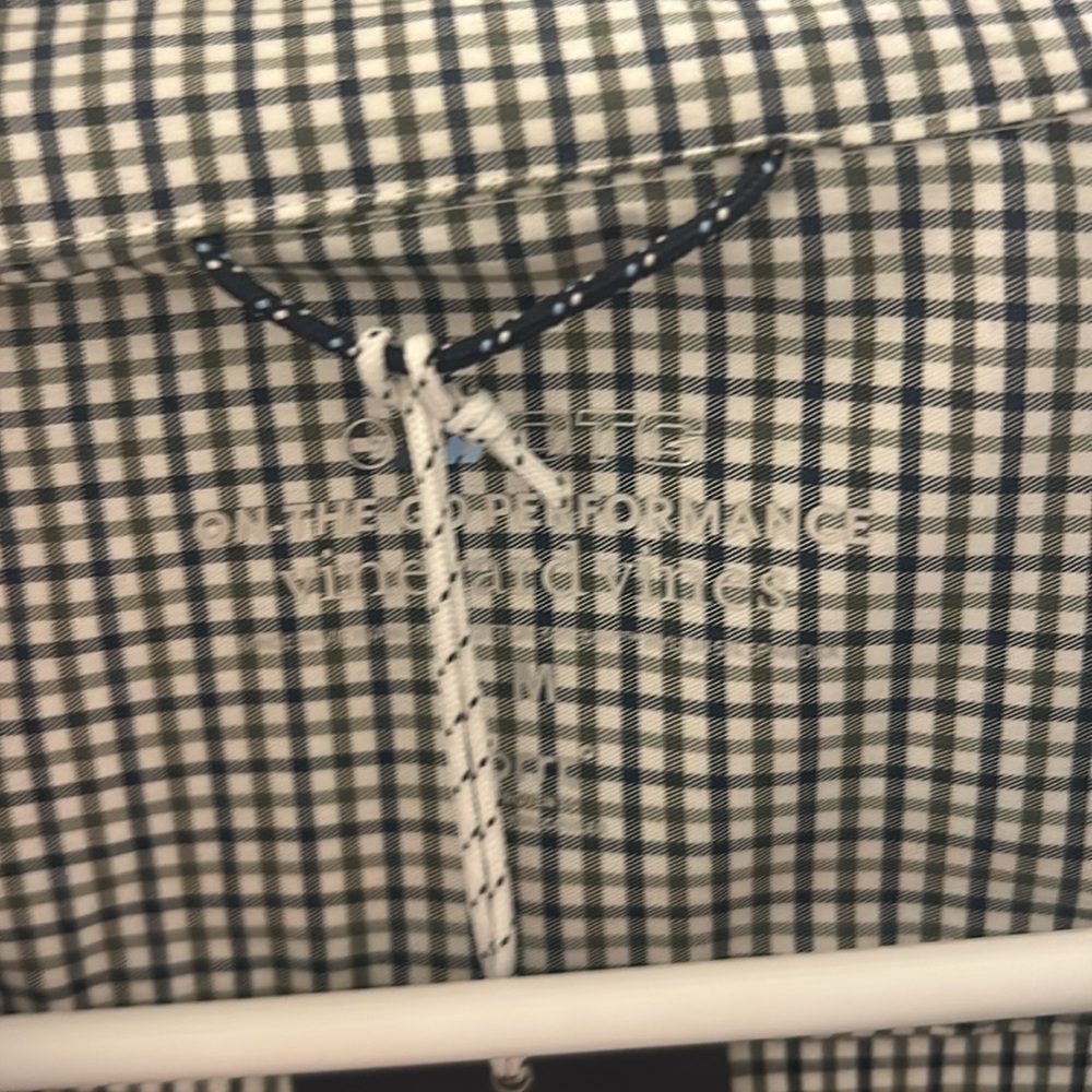 NWT Vineyard Vines OTG Tattersall Shirt - Picture 3 of 3